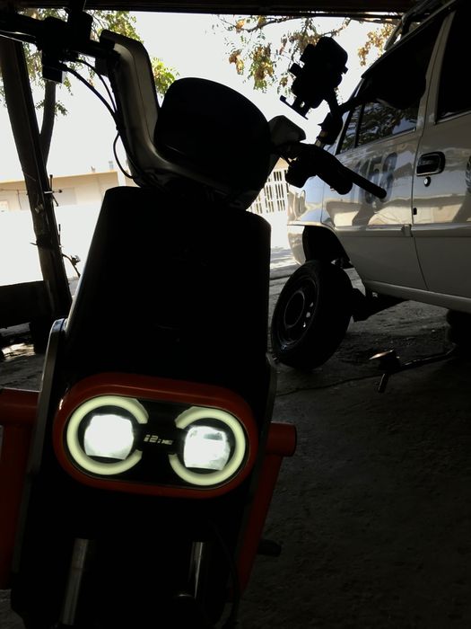 Skuter. Moto ? Sotiladi