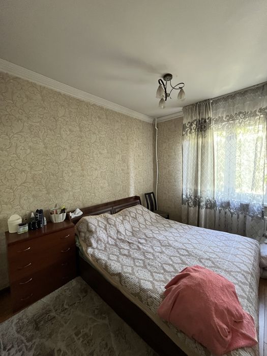 Метро Айбек улица Афросиаб - продам 2/3/9 60м2