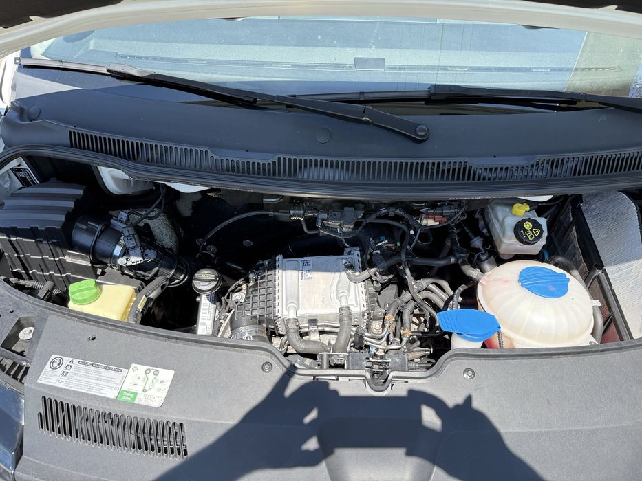 Volkswagen Transporter T6 / 118000 km REALI