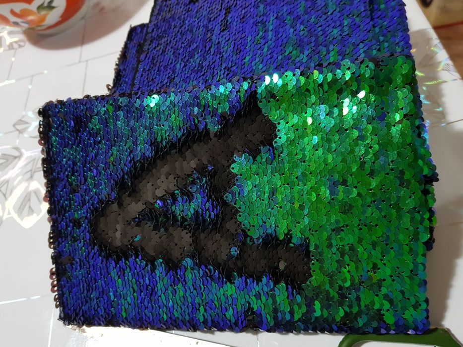 Продам блокноты с пайетками.