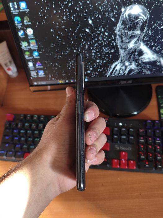 Продам POCO X3 GT