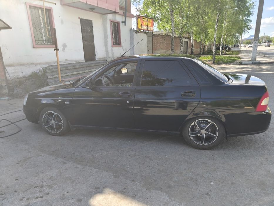 Продам приору 2013год