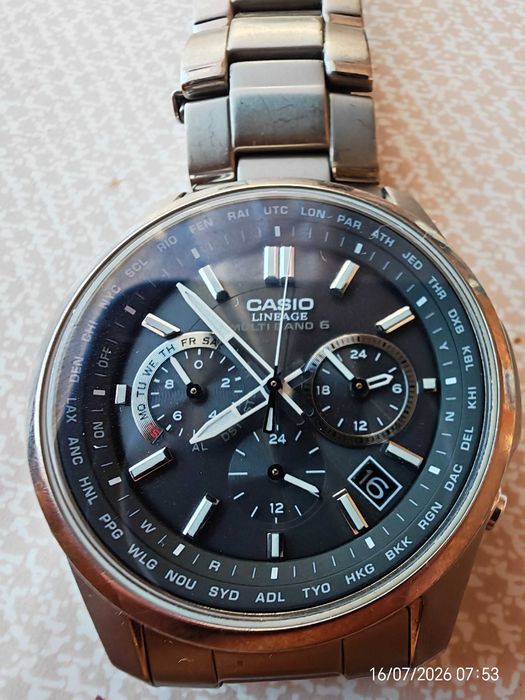 Vând Casio Lineage