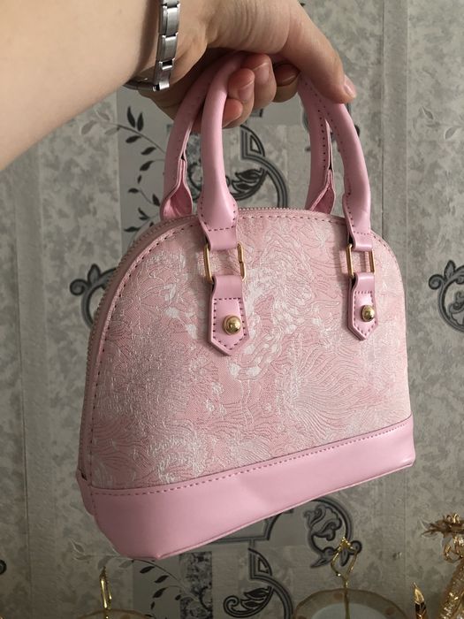 Продам сумки новые