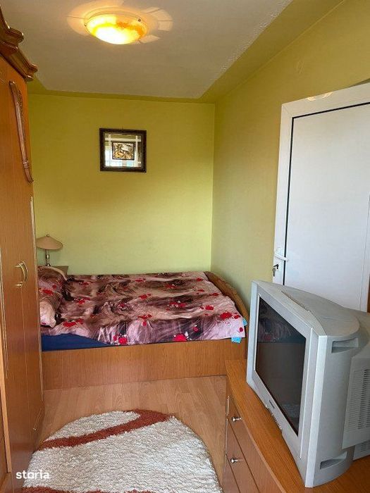 Apartament 2 camere ,zona Nord -Intrarea Polux