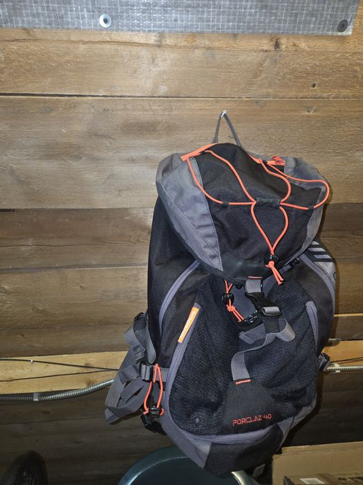 Rucsac 40L pentru drumeție, Quechua