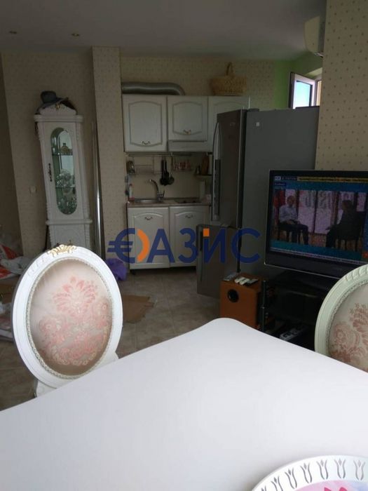 Продава се Двустаен апартамент в к.к. Елените - 72 кв.м за 702 €/кв.м - Снимка #4