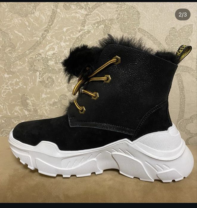 Продам зимние кроссовки