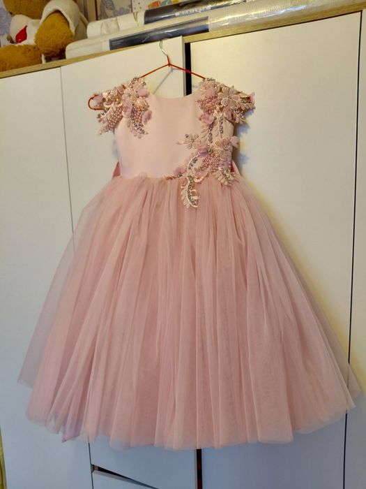 Продам детское платье