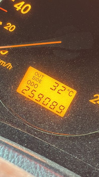 Toyota Avensis T25