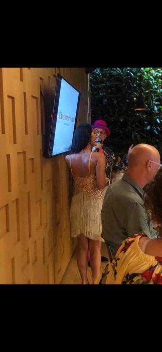 Официална и стилна рокля