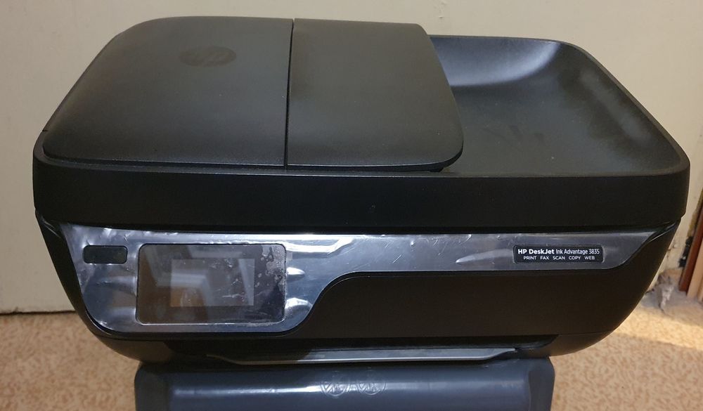 Принтер HP DeskJet 3835