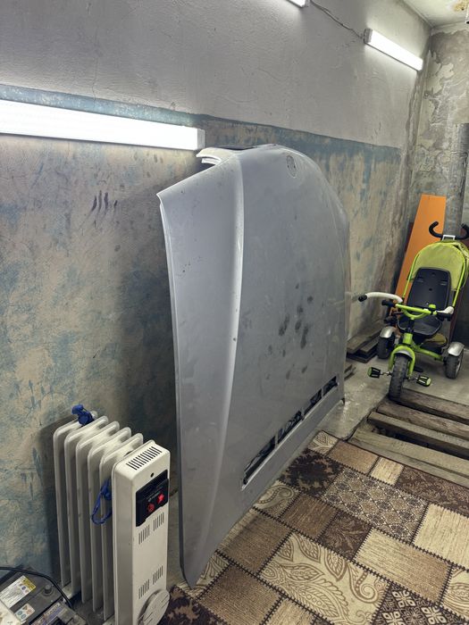 Продам капот бмв е 38