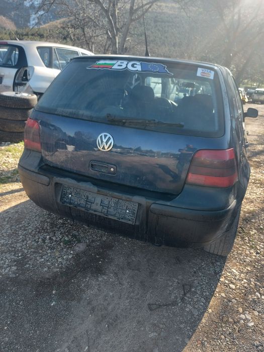 VW Golf 4 1.4 i 75кс на части !!!