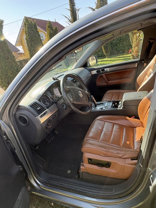 Vând Volkswagen touareg 2.5 D