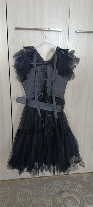 Продам платье Уэнсдэй