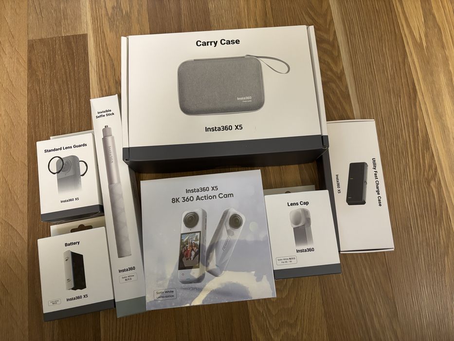 Insta 360 X5 8k essentials bundle sigilat