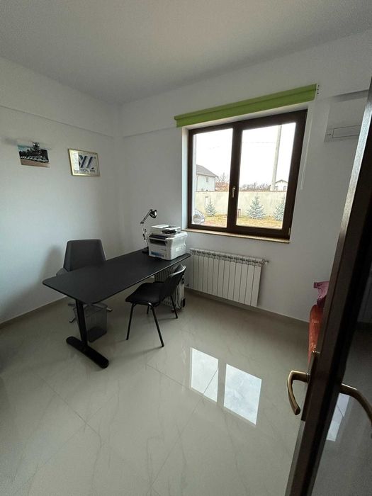 Închiriez spațiu/ clădire  birouri/clinică  200 mp Strejnicu Prahova