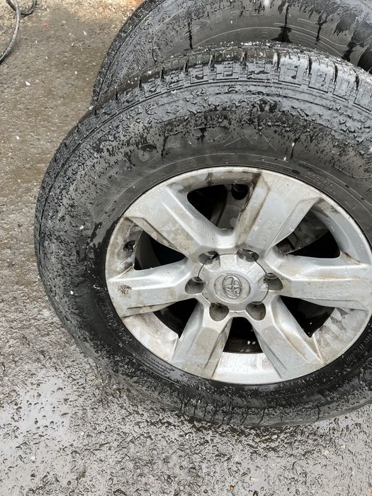 Продам шины 265 /65  R17