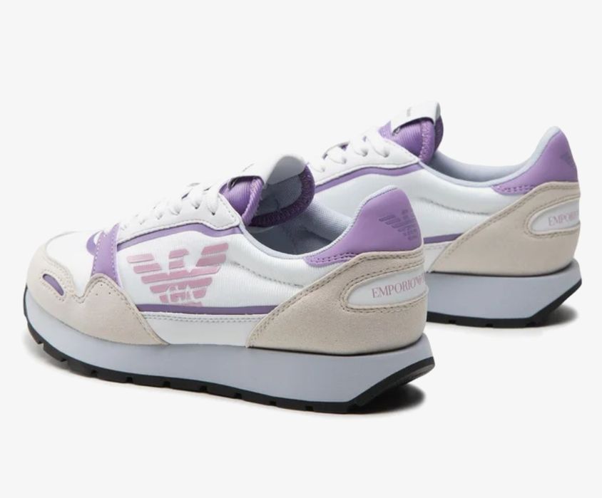 Нови сникърси Emporio Armani  номер 37 стелка  23.5см