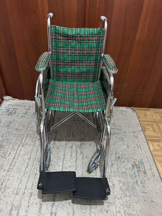 Инвалидная коляска