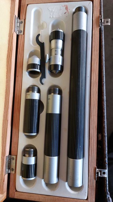 Вътромери , микрометър , центрикатори, дълбокомери