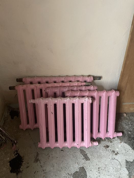 Батареи шт 1000 тг  общ 35 шт