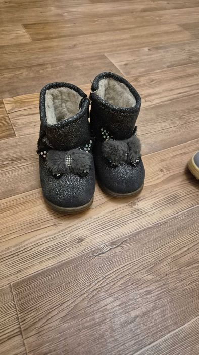 Детская обувь на девочку