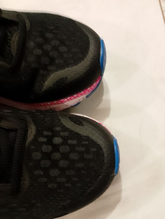 Adidas Under armour 36