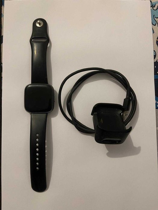 Fitbit Versa 2 smartwatch