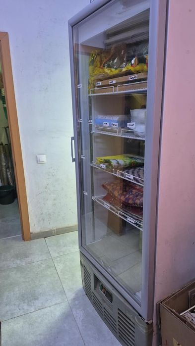 Продам холодильник