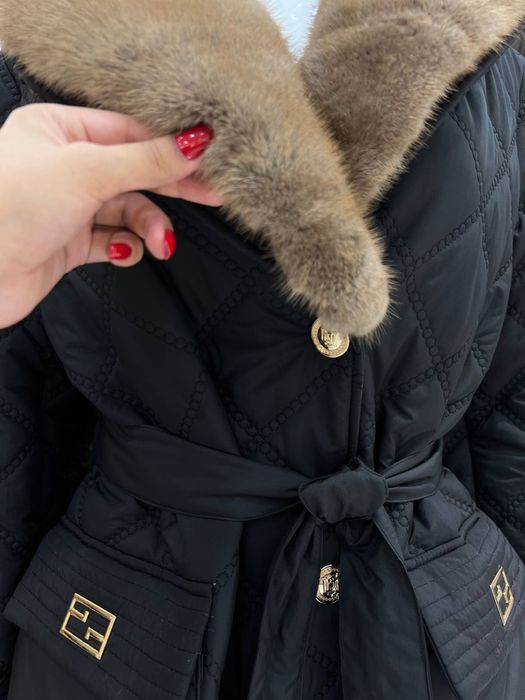 Женская зимняя куртка