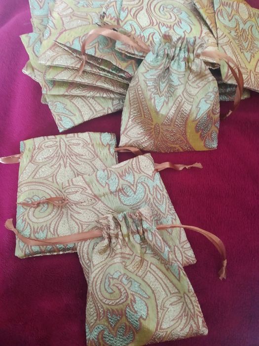 Мешочек подарочный 10*12. Ткань парча.