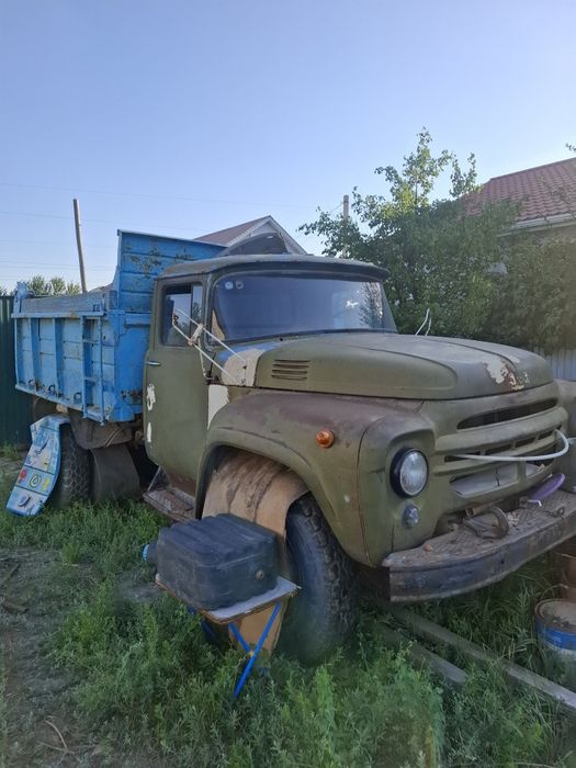Продаётся Зил на запчасти