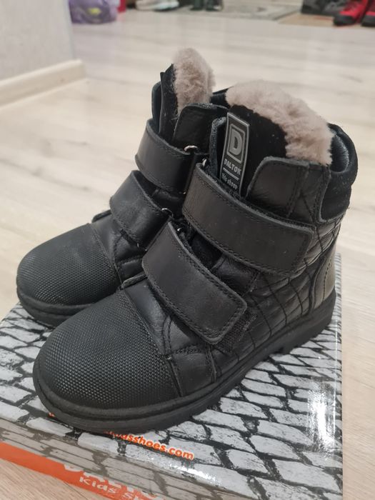 Продам ботинки зимние