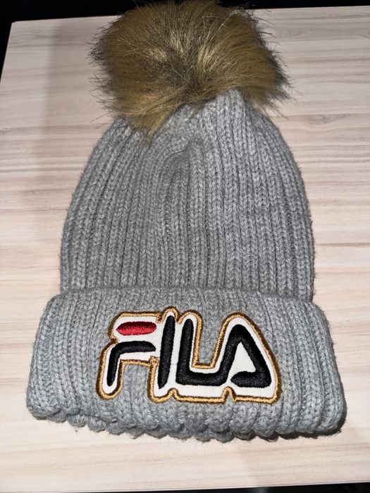 Fila, Mammut, Champion, Vans шапки и лента за коса
