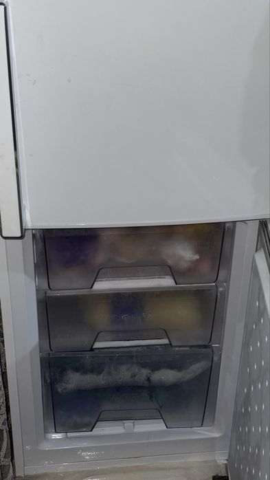 Shivaki holodilnik sotiladi