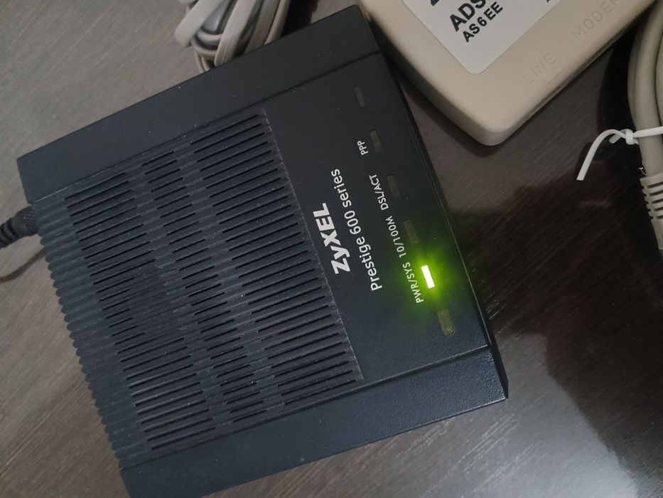 Модем ADSL Zyxel 600