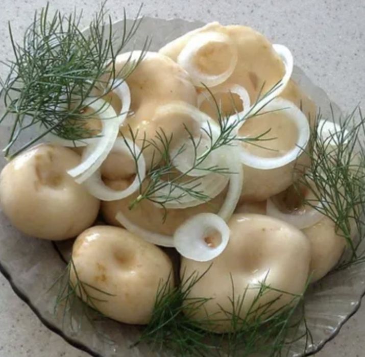 Грибы.Грузди.Продам.