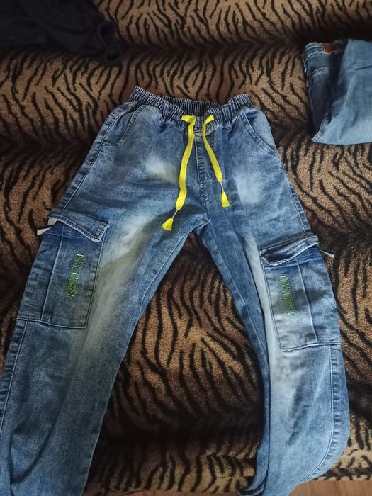 Срочно Продам джинсы