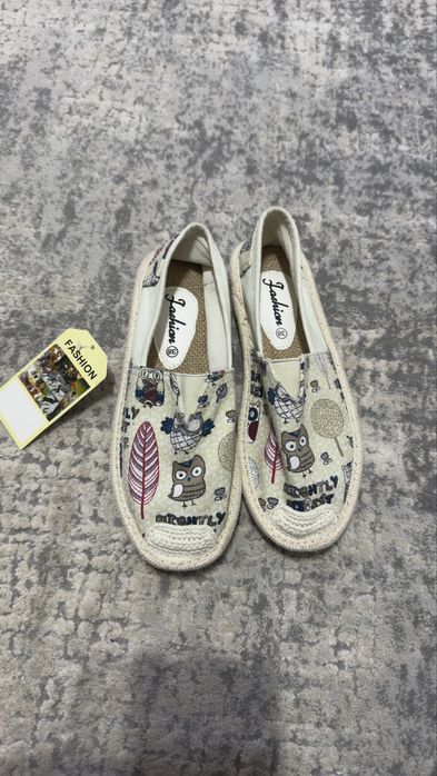 Продается кроссы adidas skechers 36 размер