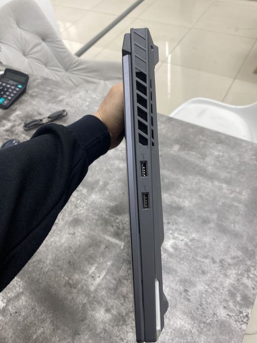 Ноутбук ASUS ROG Strix G16