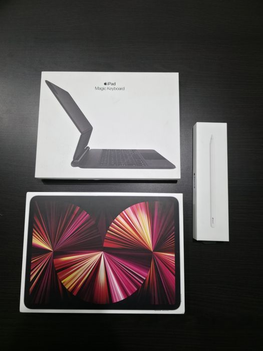 Tableta APPLE iPad Pro 11' M1 3rd Gen (2021), 128GB, Wi-Fi, Space Grey + Magic Keyboard + Apple Pencil