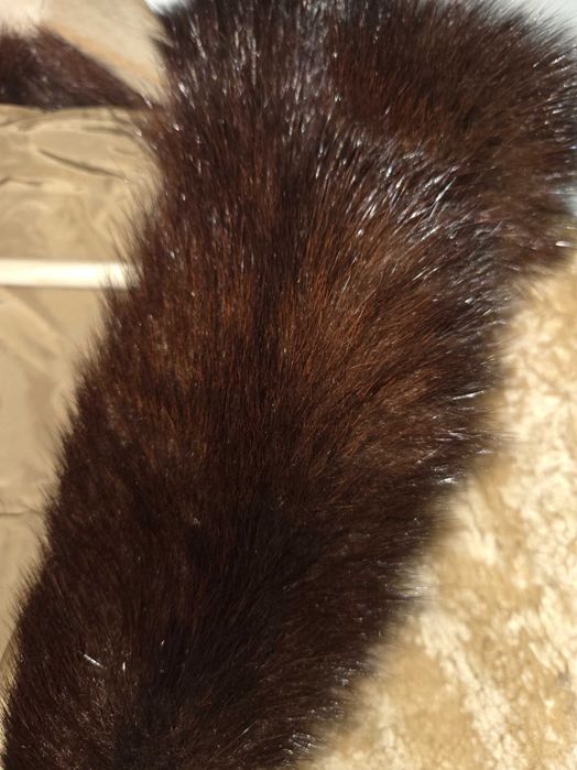 Палто от овча кожа и яка лисица.Ново