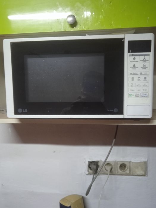 Микроволновая печь lg