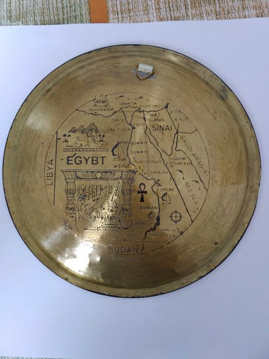 Semne de carte din papirus și farfurie din Egipt