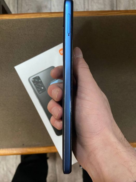 Продам Redmi Note 11