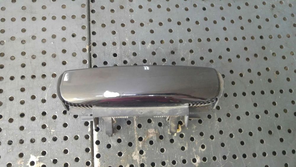 Maner usa dreapta spate audi a4 b7 4b0839885