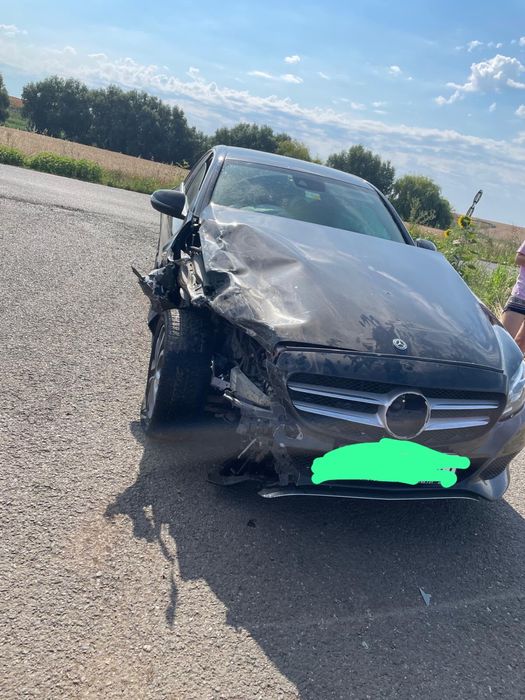 Vand mercedes c220 4matic 2017