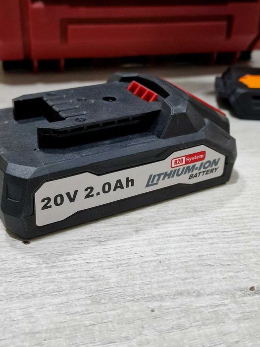 Акумулаторен винтоверт Raider RDP-PCDI20, с батерия, зарядно и куфар